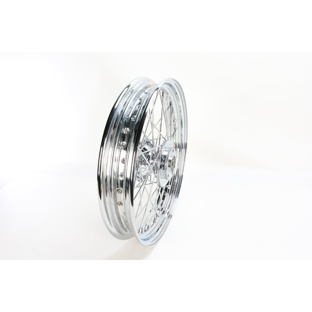 img_9301 v factor chrome 19x2.5 40 spoke front wheel 51635